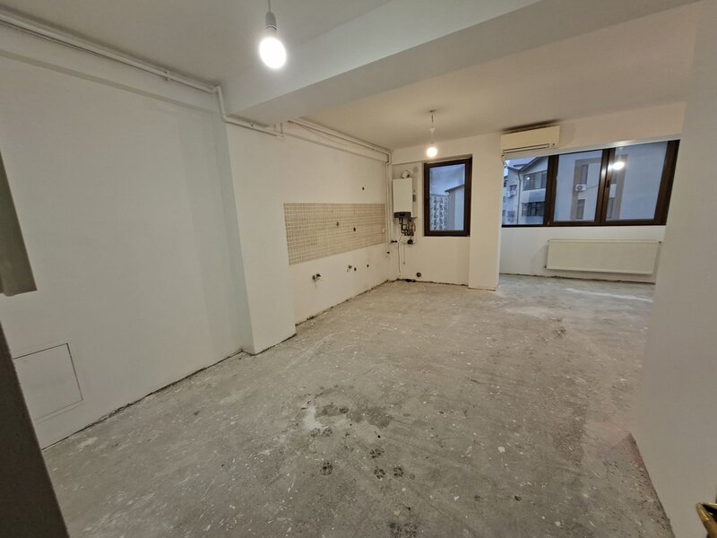 Berceni, Metalurgiei, parc Tudor Arghezi, pe str. Drumul Jilavei 113B